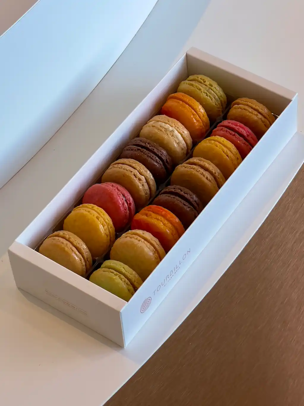 coffret-16-macarons