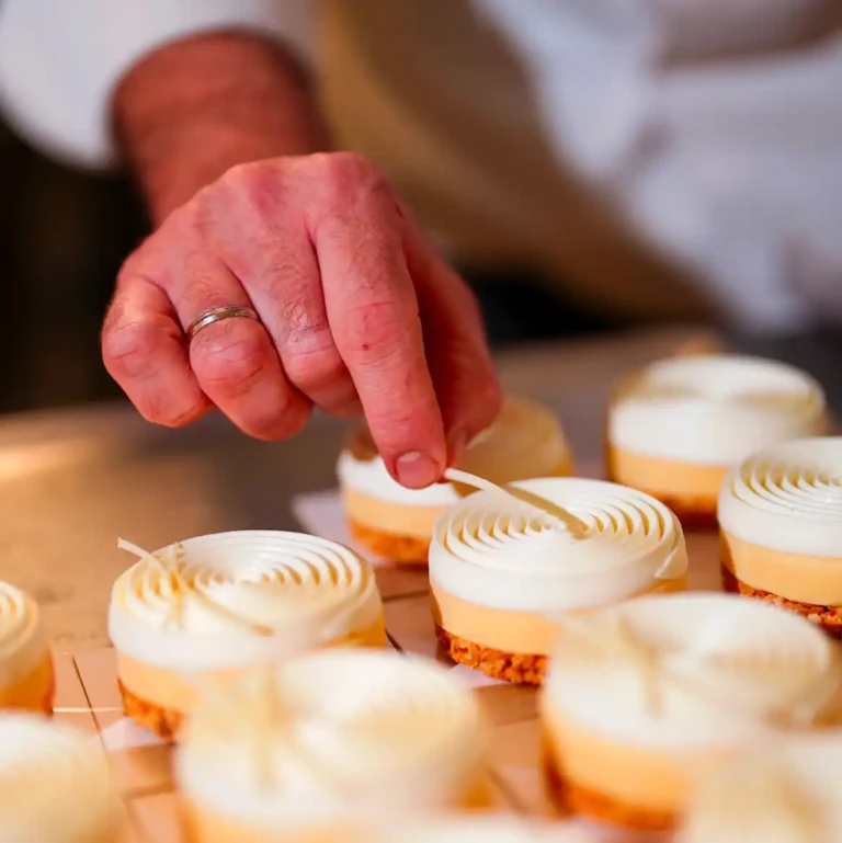 patisserie-individuelle-entremet-tourbillon