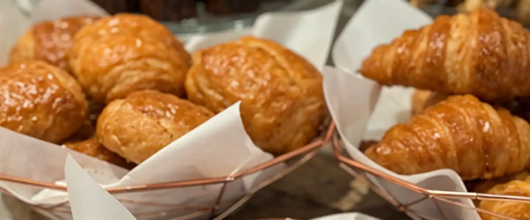 Viennoiseries et cakes bg